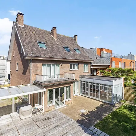 Premium Holidays - Malibeach Villa